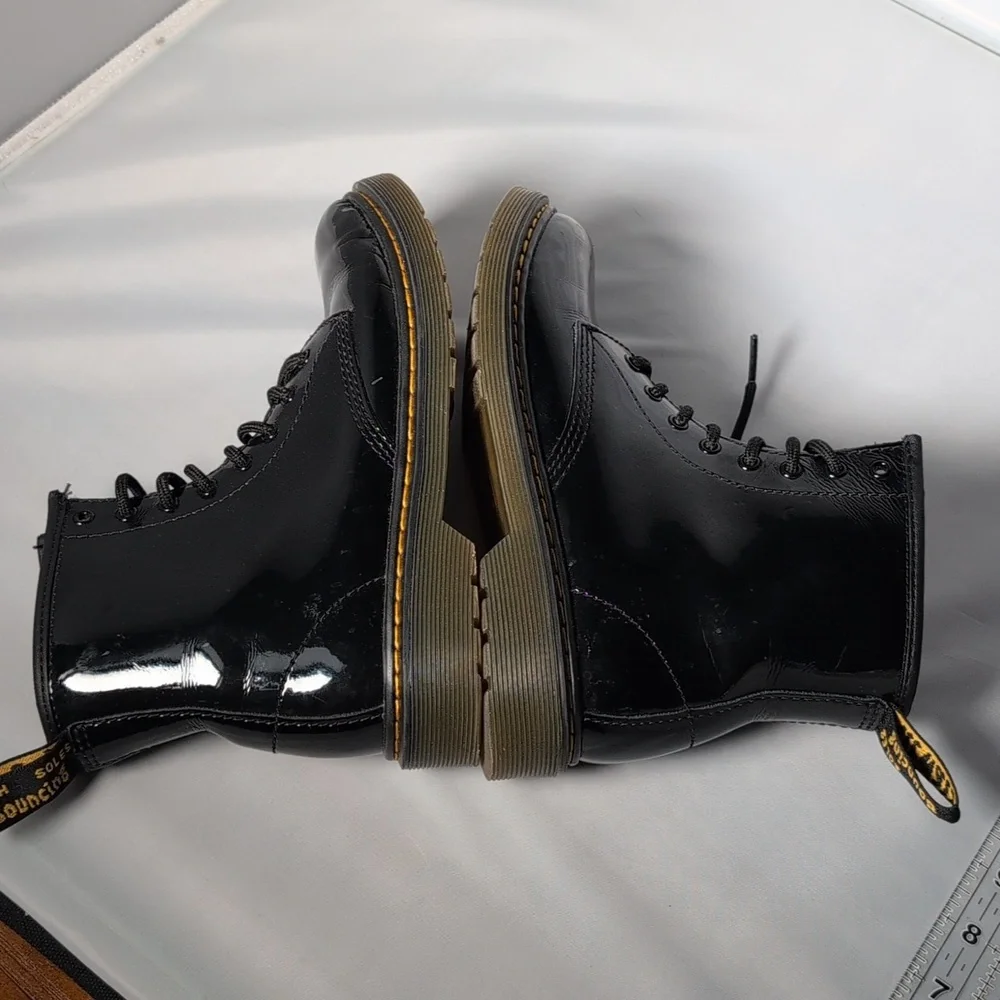 Dr. Martens Black Patent Leather Boots 1460J  Size 4 M/ 5L Junior